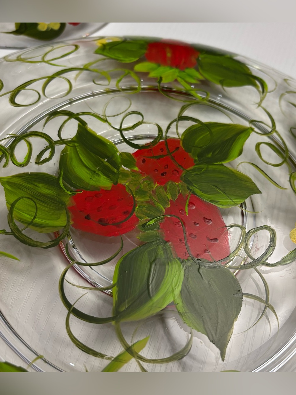 Vintage L. Elliott Signed Hand Painted Glass Cheese Dome Cloche Platter - Picture 9 of 10